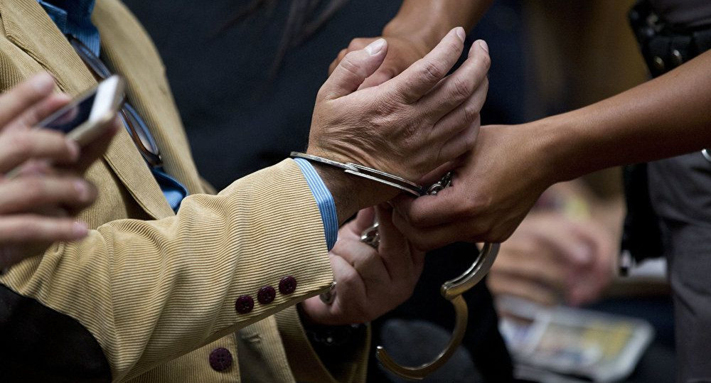 مەملەكەتكە وپاسىزدىق جاساعان قىتايتانۋشى 10 جىلعا سوتتالدى