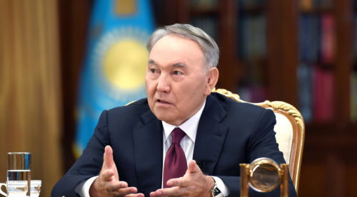 /image/2019/10/11/crop-24_21_695x1254_nazarbaev.png