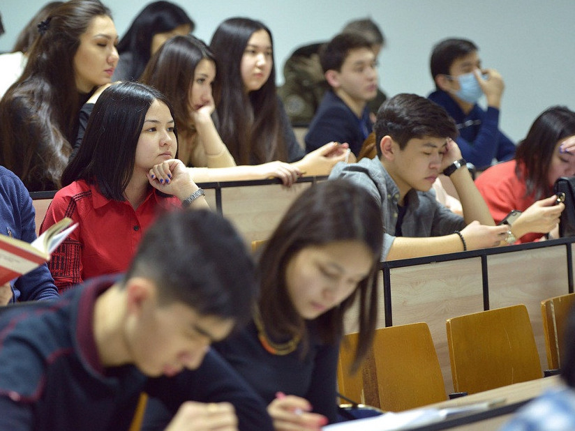 Bilim mınıstrligi jas pedagog-túlekterge qatysty jańa ózgeris týraly habarlady