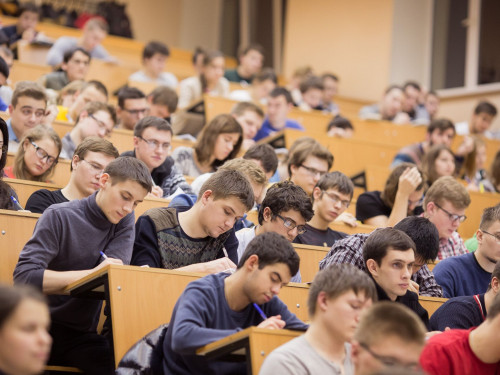 Bilim mınıstrligi kolej stýdentterine qatysty málimdeme jasady