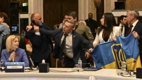 Анкарадағы саммитте Украина мен Ресей делегаттары төбелесіп қалды (видео)