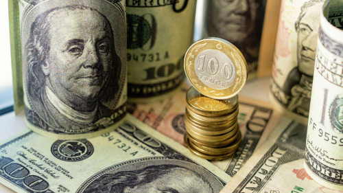 Kásipkerdi 1 mıllıon dollar para berýge ıtermelegen adamnyń isi sotqa berildi