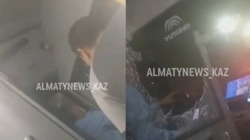 Almatyda jolaýshy júrgizýshimen janjaldasyp, avtobýs áınegin shaqqan (vıdeo)