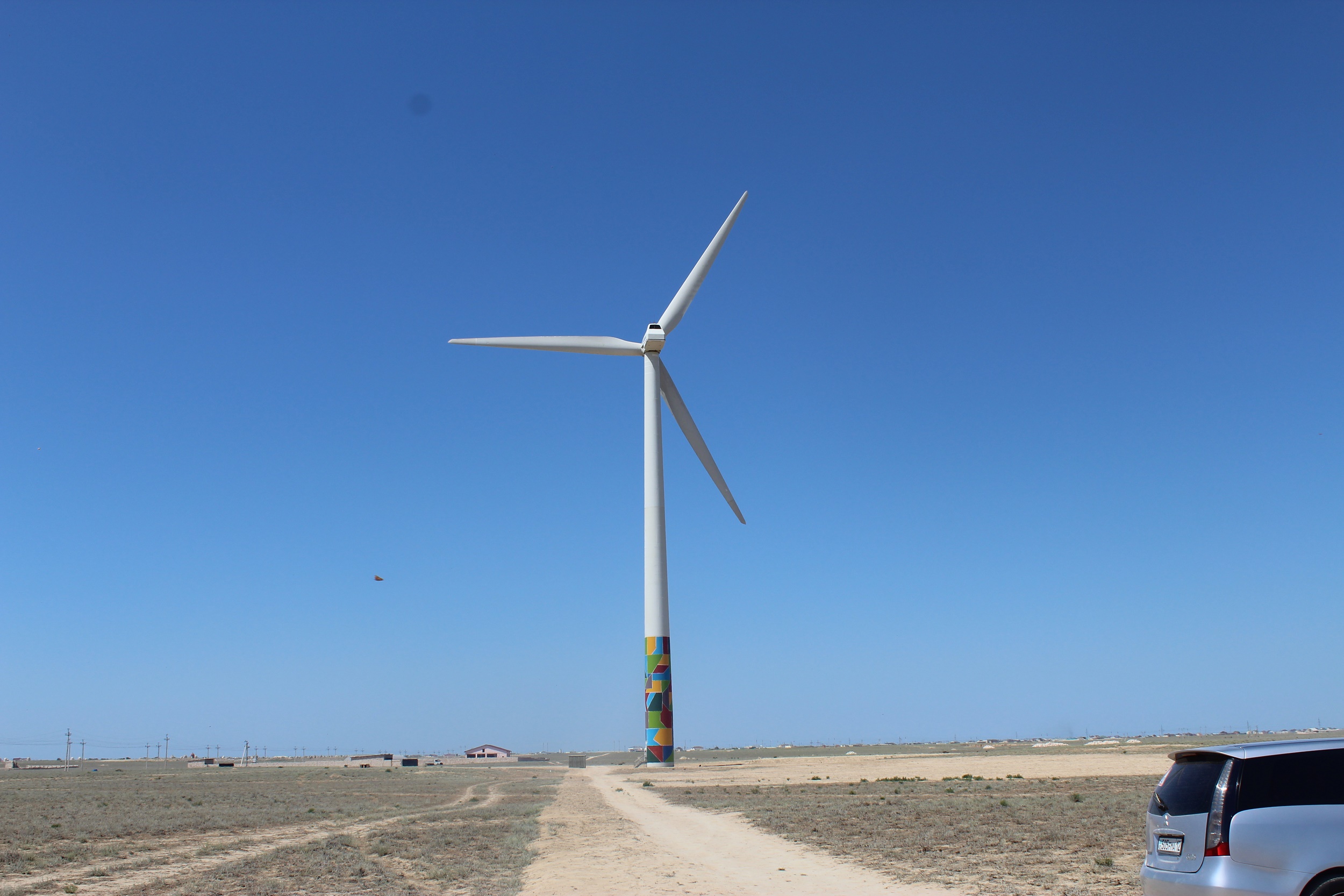 Жел станция. Ветряная электростанция. Первая ветряная электростанция. ВЭС Казахстана. Ветрогенераторы в Казахстане.