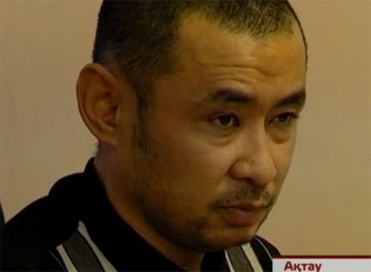 Скриншот КТК арнасынан Ақтауда жамбасы ойылғанша баласын бесікте жатқызған әке 2 жылға сотталуы мүмкін