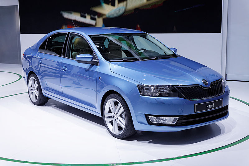 800px-Skoda_-_Rapid_-_Mondial_de_l'Automobile_de_Paris_2012_-_001