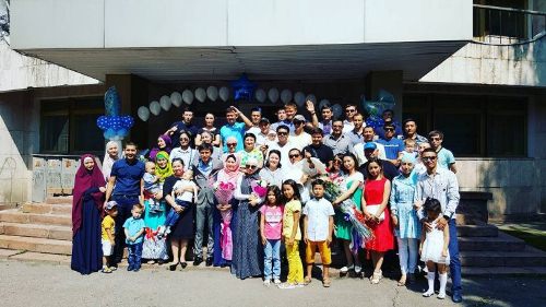 Гимнастпен топтық порно көру