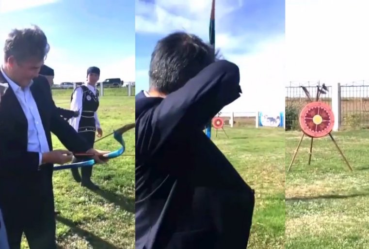 "Когда проходили мимо мишени, акиму предложили попробовать натянуть тетиву. На глазах у изумленной публики Асет Исекешев с легкостью направил стрелу прямо в цель", - говорится на сайте Астаны. Отмечается, что градоначальник попал из лука в "десятку" с расстояния 50 метров.