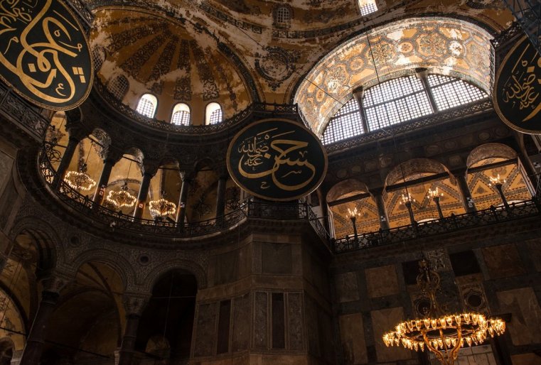 سەيچاس جە سوبور پرەدستاۆلياەت سوبوي ودين يز سامىح روسكوشنىح مۋزەيەۆ ميرا