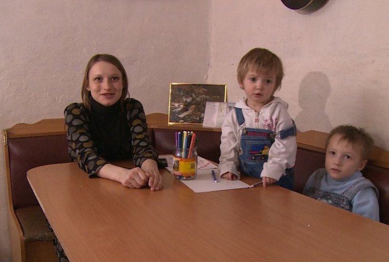 2014 год. Нина строит большие планы на жизнь. Уверенности прибавляют добрые люди, которые готовы оказать посильную помощь...