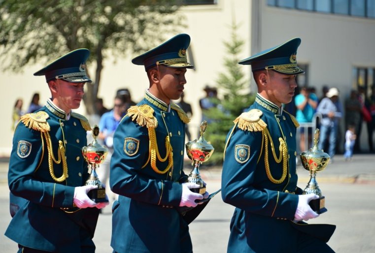 Абсолютными победителями двух конкурсов стали военнослужащие Казахстана.