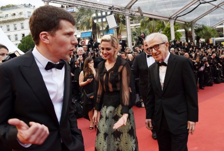 Режиссер Вуди Аллен, Кристен Стюарт,  Джесси Айзенберг. ©REUTERS