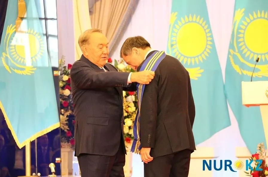 Джаксыбеков получил госнаграду от Назарбаева (фото)