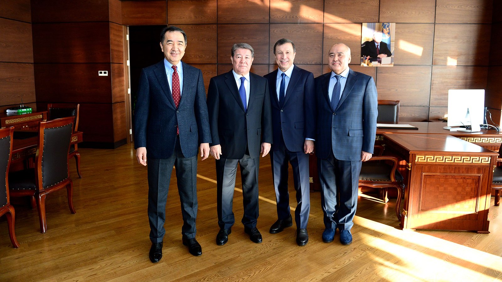 Ахметжан Есімов