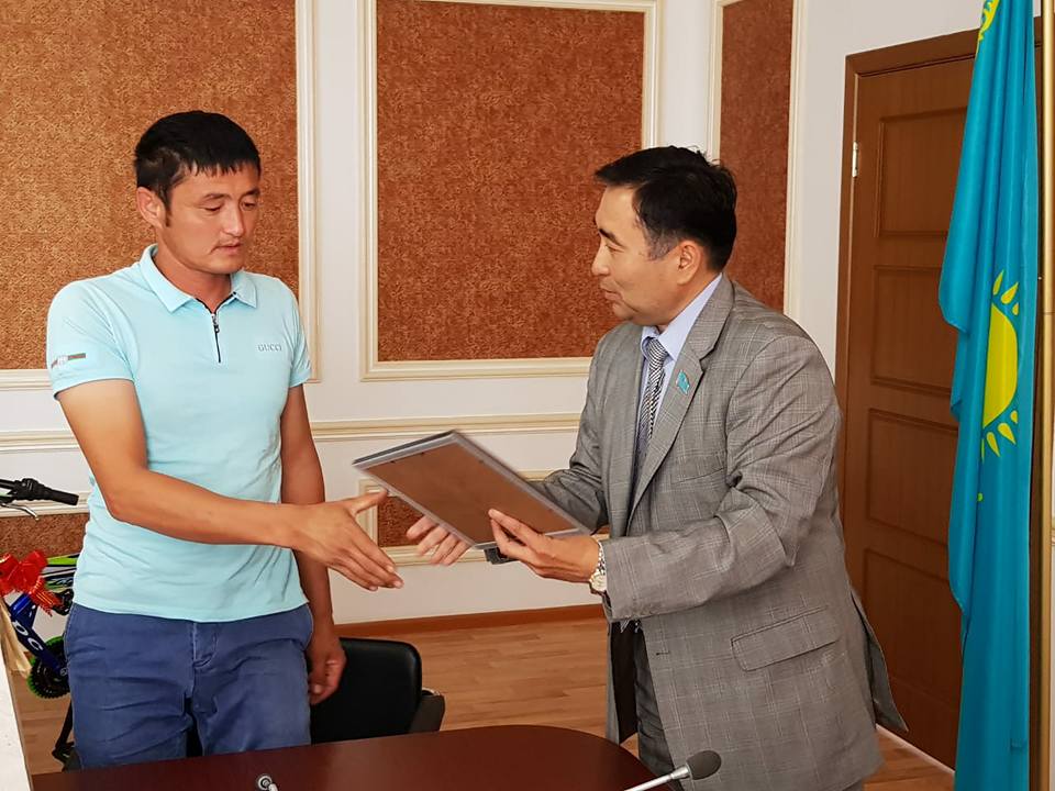 13 жастағы Дархан