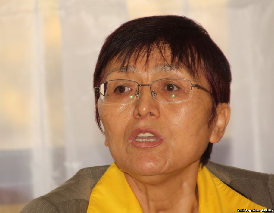 Ауылда порно көру