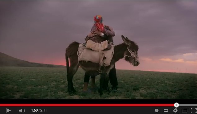 Жас әйелдерді көрсететін порно