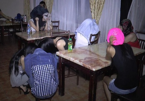 Ашық ауада орыс тіліндегі қос ену