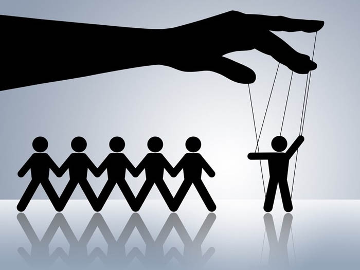 Әженің үлкен Понтолон порносы