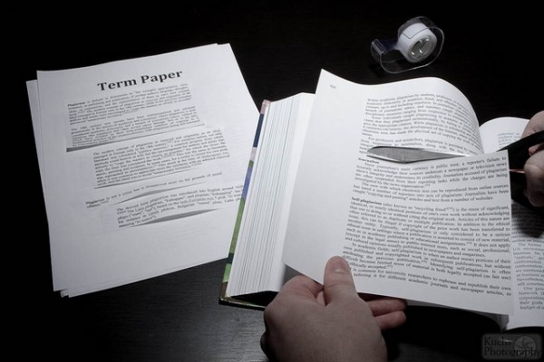 Нии Югито жалаңаш