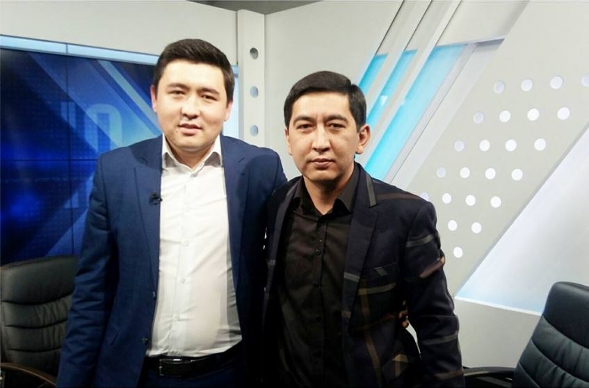 Өзендегі жалаңаш жеке фотосуреттер