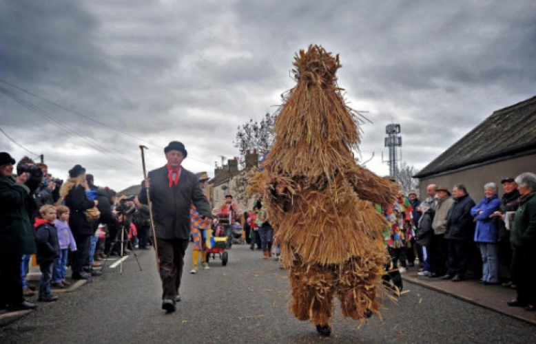 Интернеттегі үйдегі порно видеодағы отбасы