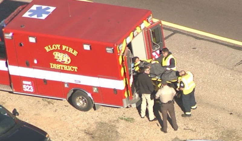 Әдемі қыз мастурбация жасайды