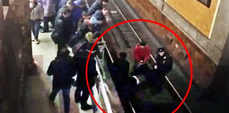 Менопауза кезінде әйелдерге жыныстық серіктес болуы керек пе?