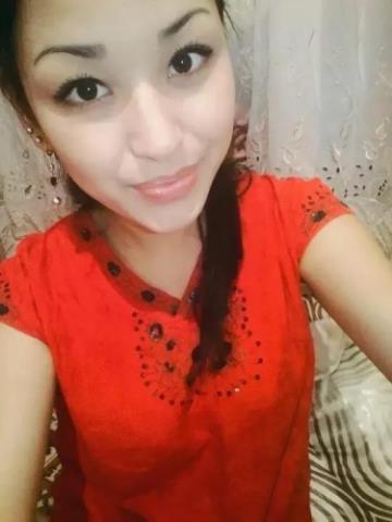 Желідегі жетілген, мас, кеуделі әйелдің порносын қараңыз