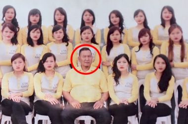 Ер адамның қос мүшесі бар