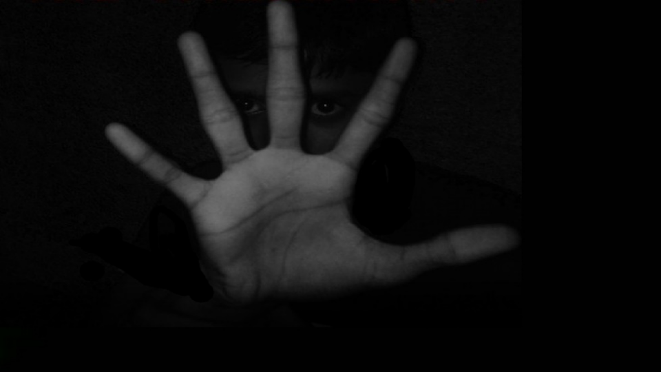 Жалаңаш жетілген ресейлік әйелдердің фотосуреттерін қараңыз