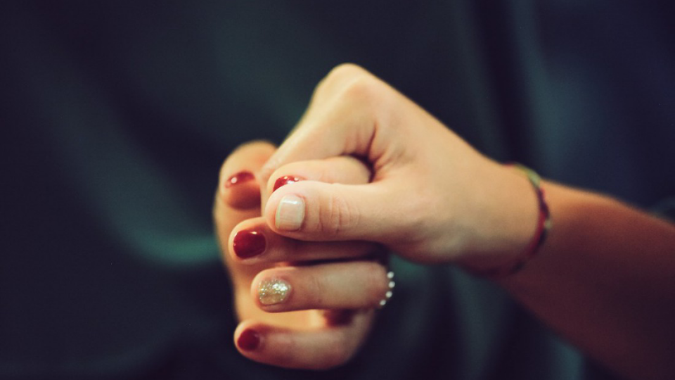 Қарады және мастурбация жасады