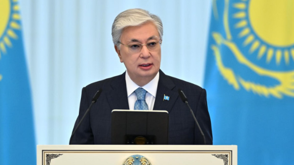 Тоқаев: Қазақстан белгілі бір қағидатты берік ұстанады