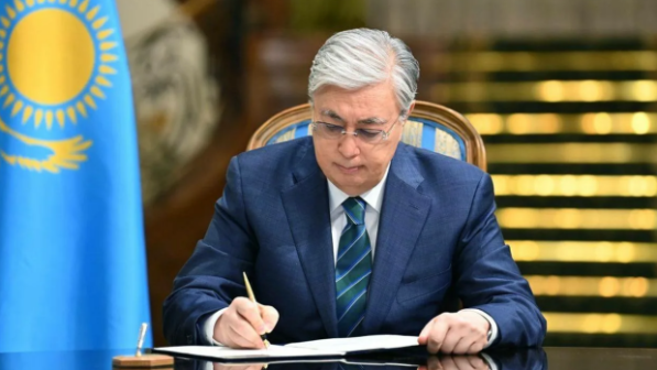 Тоқаев жаңа Салық кодексіне қодексіне қол қойды