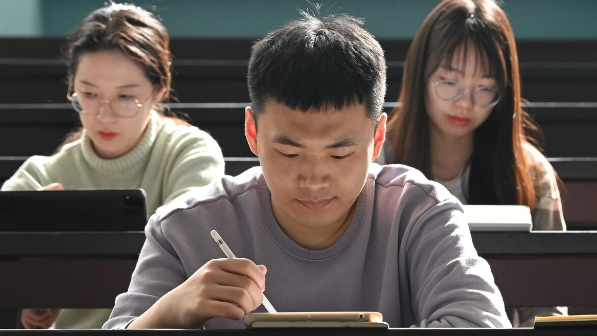 Магистратура грантын иеленгендердің тізімі қашан шығады? 