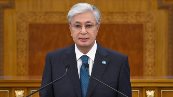 Тоқаев бірпалаталы парламент құру туралы бастама көтерді