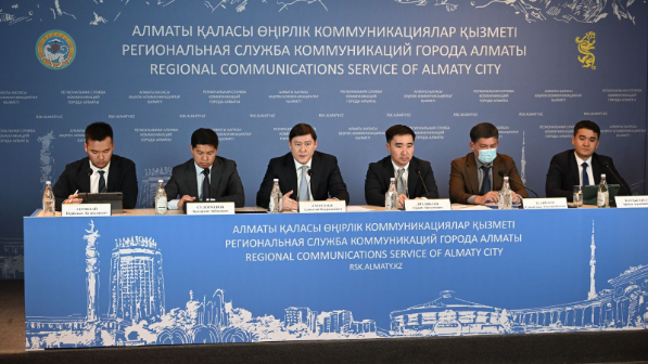 Алматы әкімінің орынбасары Алмасхан Сматлаев тәулік бойы тазалау жұмыстары мен аула сыпырушылардың жалақысы өсетіні туралы айтты