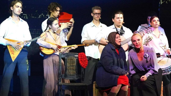 Впервые алматинский театр имени Наталии Сац выступил в Москве