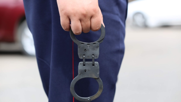 Задержано 20 человек: в Алматы ликвидировали контрабанду наркотиков из США