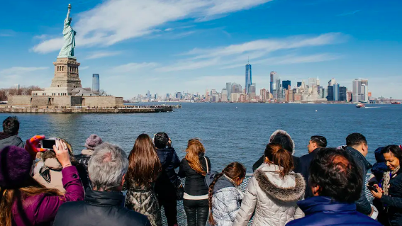AQSH sheteldik týrıserden sońǵy 5 jyldaǵy áleýmettik jeli tarıhyn suraýy múmkin