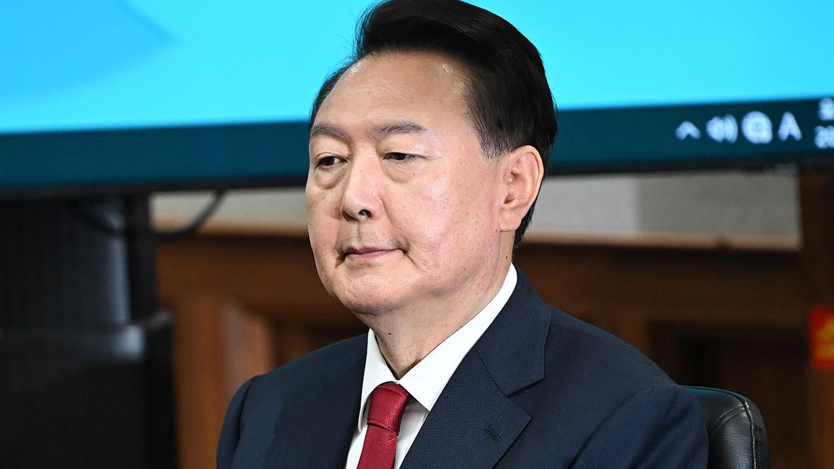 Оңтүстік Кореяның экс-президенті Юн Сок Ёль 5 жылға сотталды