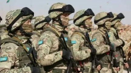 Қазақстанда әскердегі азаматтарға несие рәсімдеуге тыйым салынуы мүмкін