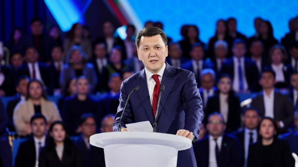 سپلوتيت ليۋدەي ۆو يميا بۋدۋششەگو سترانى – سوزدانا كواليسيا زا نوۆۋيۋ كونستيتۋسيۋ