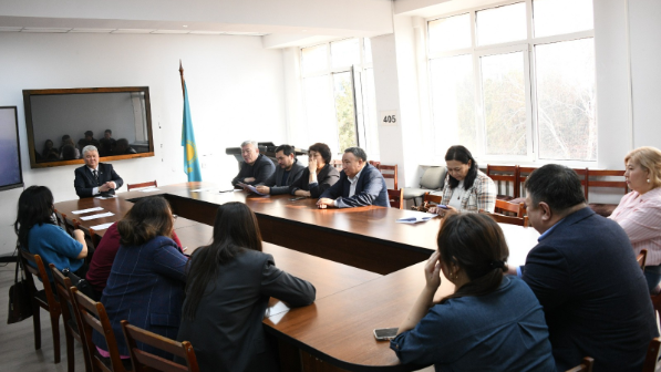 Конституциялық реформаның тарихи мәніне талдау жасалды