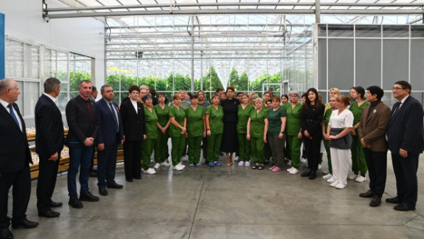 ايدا بالايەۆا: ۋۆاجەنيە ك چەلوۆەكۋ ترۋدا دولجنو بىت نە لوزۋنگوم، ا نورموي، وبەسپەچەننوي پراۆوۆىمي پرينسيپامي