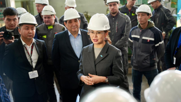 Аида Балаева: Уважение к человеку труда должно оставаться не на уровне лозунгов, а становиться конкретной нормой, обеспеченной правовыми принципами