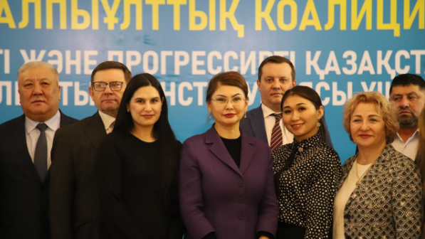 ايدا بالايەۆا: ۆ پروەكتە نوۆوي كونستيتۋسيي ۋسيليۆايۋتسيا گارانتيي زاششيتى سوبستۆەننوستي  