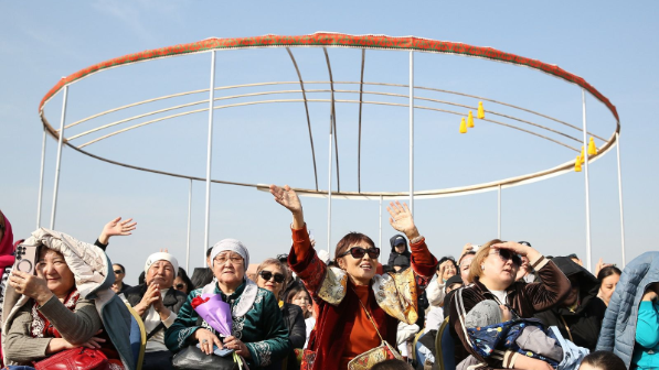 Eń úlken shańyraq: Almatyda Naýryz kúnderi álemdik rekord ornatyldy