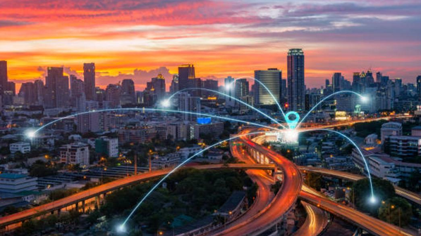 پارلامەنت الاتاۋ قالاسىنا ارنايى مارتەبە بەرۋ تۋرالى زاڭ جوباسىن ءبىرىنشى وقىلىمدا قارادى