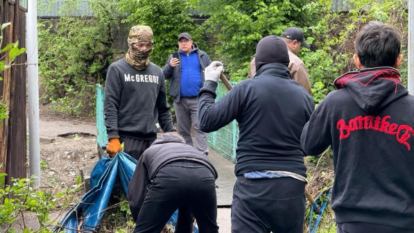 Алматыда «Мөлдір бұлақ» аясында жағалау аумақтары тазартылды